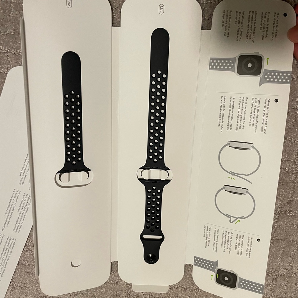 NLA - Apple Watch Black Nike Sport Band - 40mm